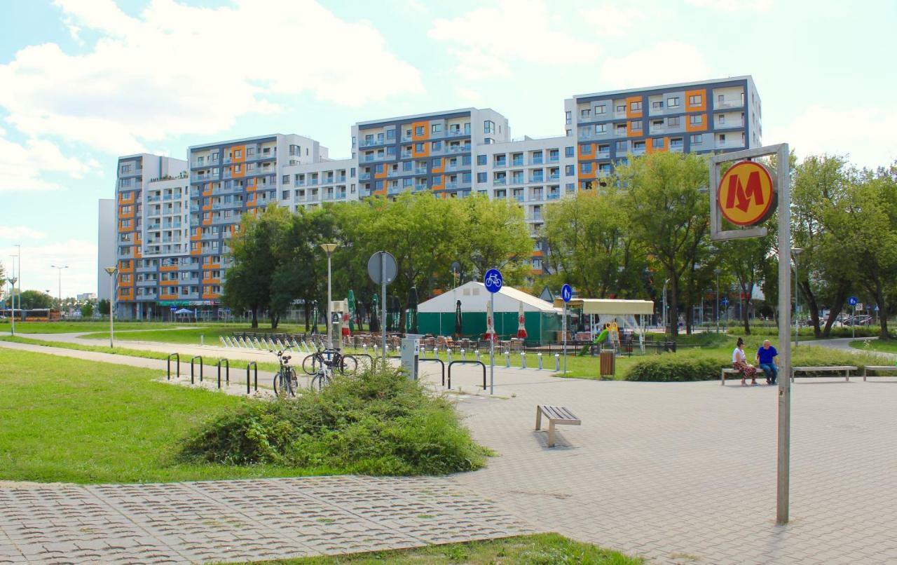 Apartamenty Metro Slodowiec, Free Parking Zeromskiego 1 Cmkp- 5 Min Warsaw Exterior photo