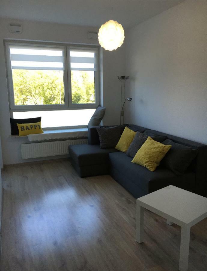 Apartamenty Metro Slodowiec, Free Parking Zeromskiego 1 Cmkp- 5 Min Warsaw Exterior photo