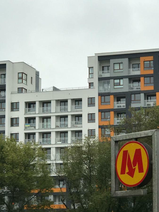 Apartamenty Metro Slodowiec, Free Parking Zeromskiego 1 Cmkp- 5 Min Warsaw Exterior photo